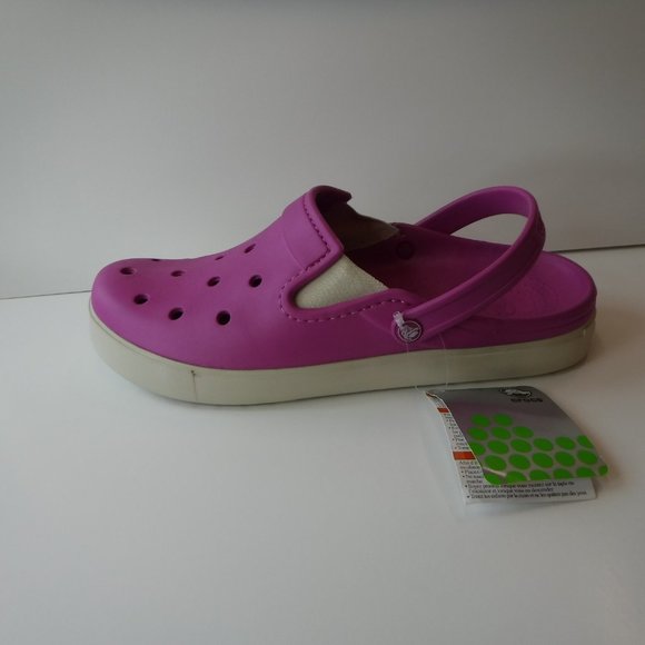 size 13 crocs shoes